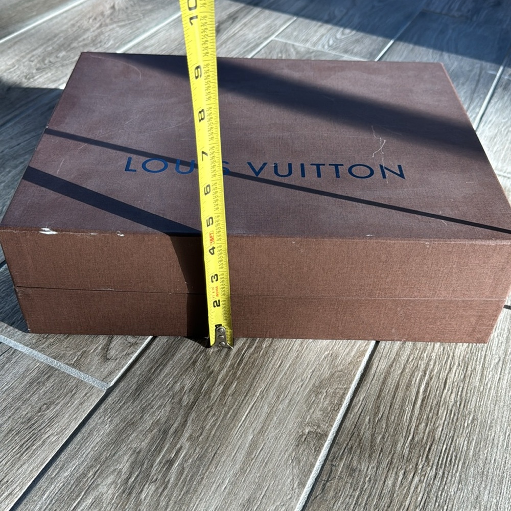 Authentic Louis Vuitton Box - Hard Shell Original - image 3